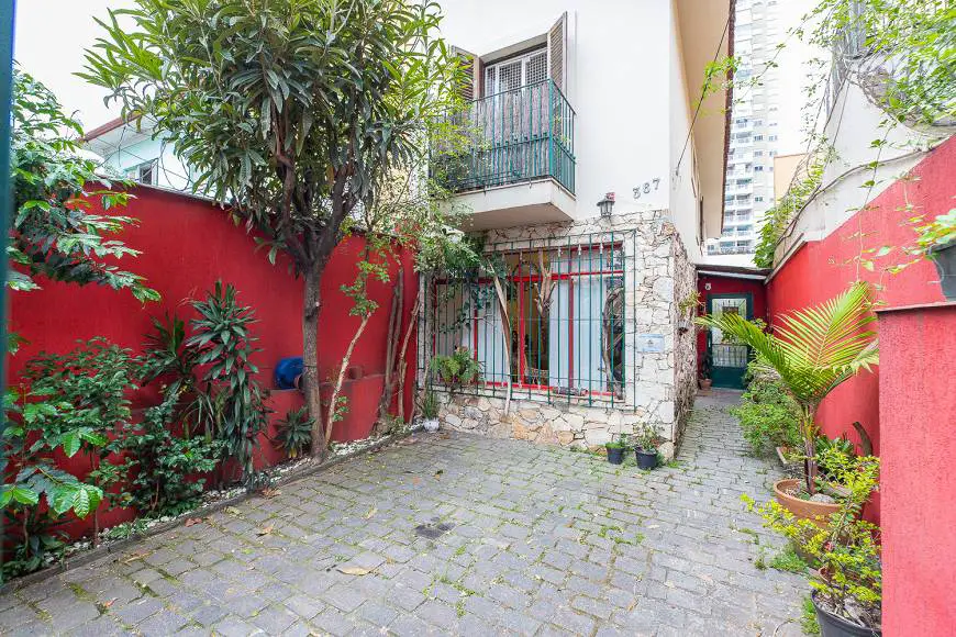 Foto 1 de Casa com 2 Quartos à venda, 145m² em Jardim Prudência, São Paulo