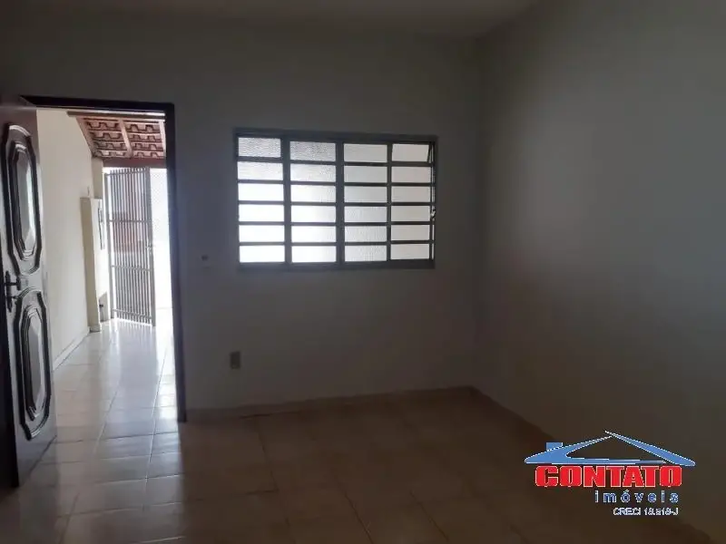 Foto 3 de Casa com 2 Quartos para alugar, 60m² em Jardim Sao Carlos, São Carlos