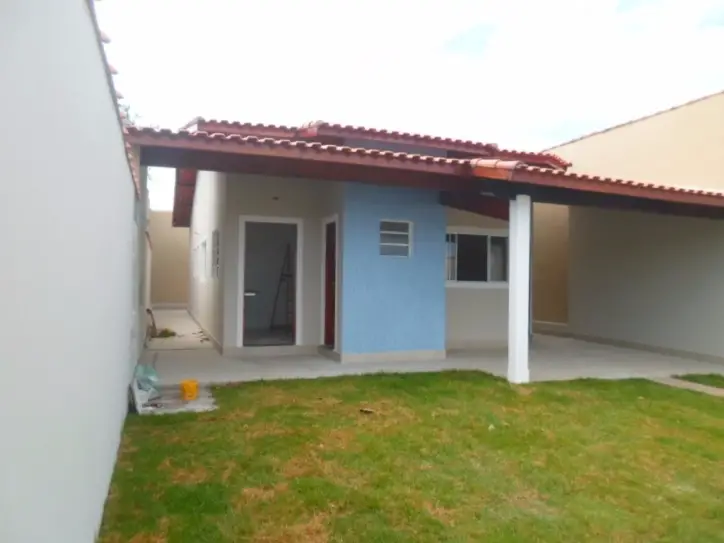 Foto 1 de Casa com 2 Quartos à venda, 80m² em Parque Santa Teresa, Carapicuíba