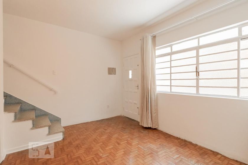 Foto 1 de Casa com 2 Quartos para alugar, 60m² em Planalto Paulista, São Paulo