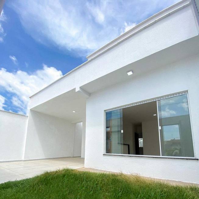 Foto 1 de Casa com 2 Quartos à venda, 100m² em Sao Gerardo, Fortaleza