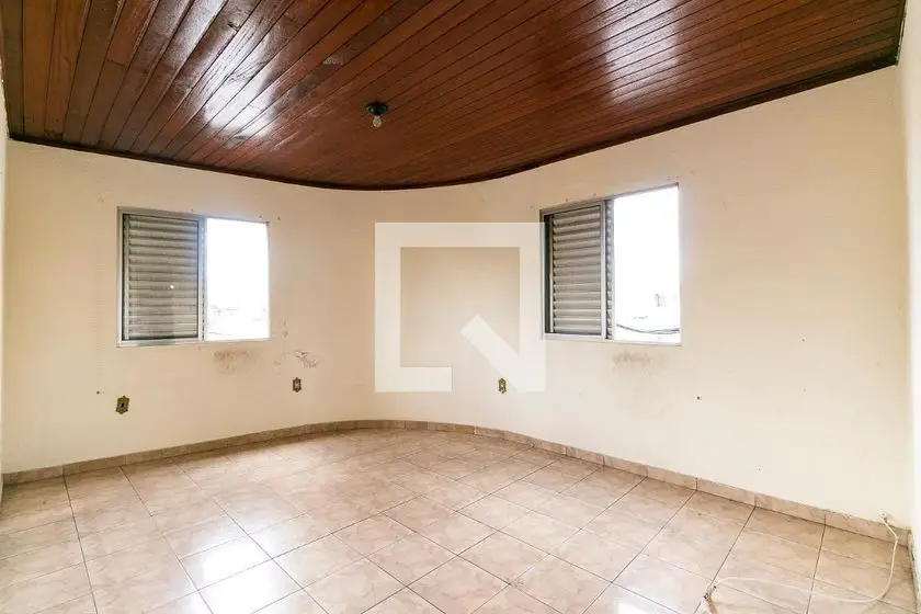 Foto 1 de Casa com 2 Quartos para alugar, 72m² em Vila Carrão, São Paulo