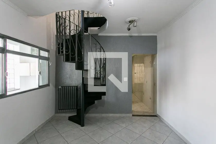 Foto 1 de Casa com 2 Quartos para alugar, 140m² em Vila Carrão, São Paulo