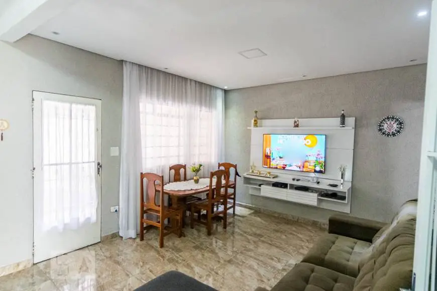 Foto 4 de Casa com 2 Quartos à venda, 150m² em Vila Carrão, São Paulo