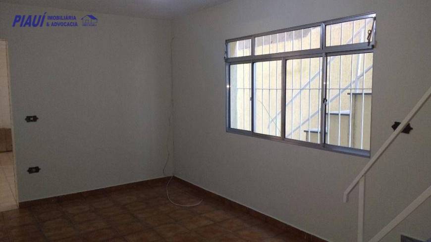 Foto 1 de Casa com 2 Quartos para alugar, 100m² em Vila Piauí, São Paulo