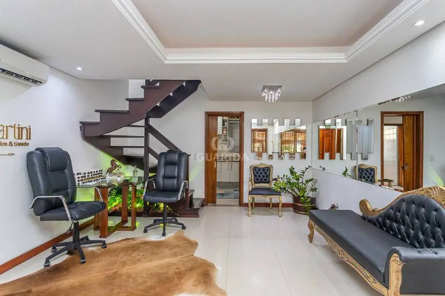 Foto 2 de Casa com 3 Quartos para alugar, 102m² em Alto Petrópolis, Porto Alegre
