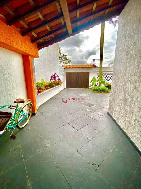 Foto 5 de Casa com 3 Quartos à venda, 155m² em Balneario Florida, Praia Grande