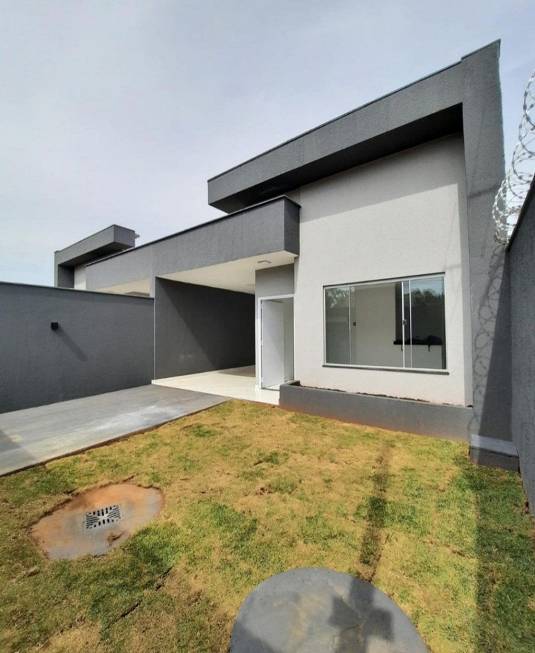 Foto 2 de Casa com 3 Quartos à venda, 204m² em Brasília, Feira de Santana