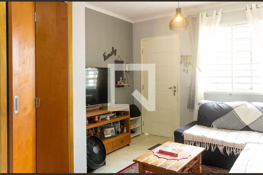 Foto 3 de Casa com 3 Quartos para alugar, 110m² em Campo Grande, São Paulo