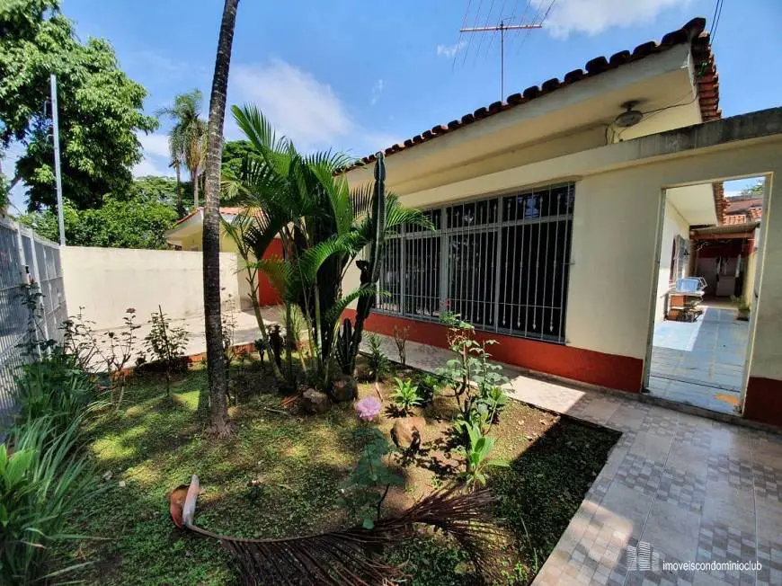 Foto 1 de Casa com 3 Quartos à venda, 336m² em Campo Grande, São Paulo