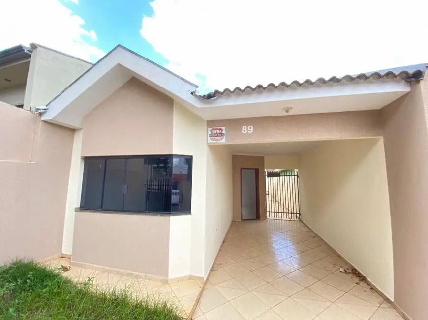 Foto 1 de Casa com 3 Quartos para alugar, 100m² em Cidade Jardim, Maringá