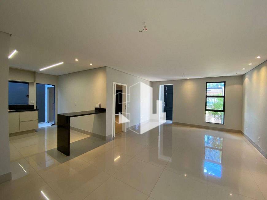 Foto 1 de Casa com 3 Quartos para alugar, 275m² em Jardim das Paineiras , Jaú