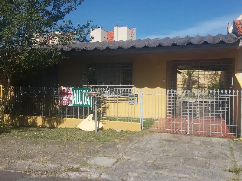 Foto 1 de Casa com 3 Quartos para alugar, 120m² em Novo Mundo, Curitiba