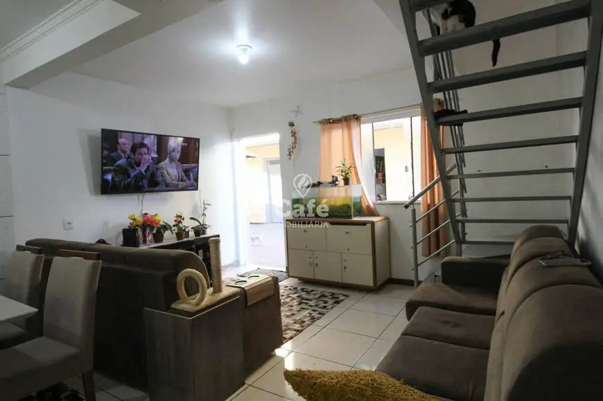 Foto 3 de Casa com 3 Quartos à venda, 102m² em Pinheiro Machado, Santa Maria