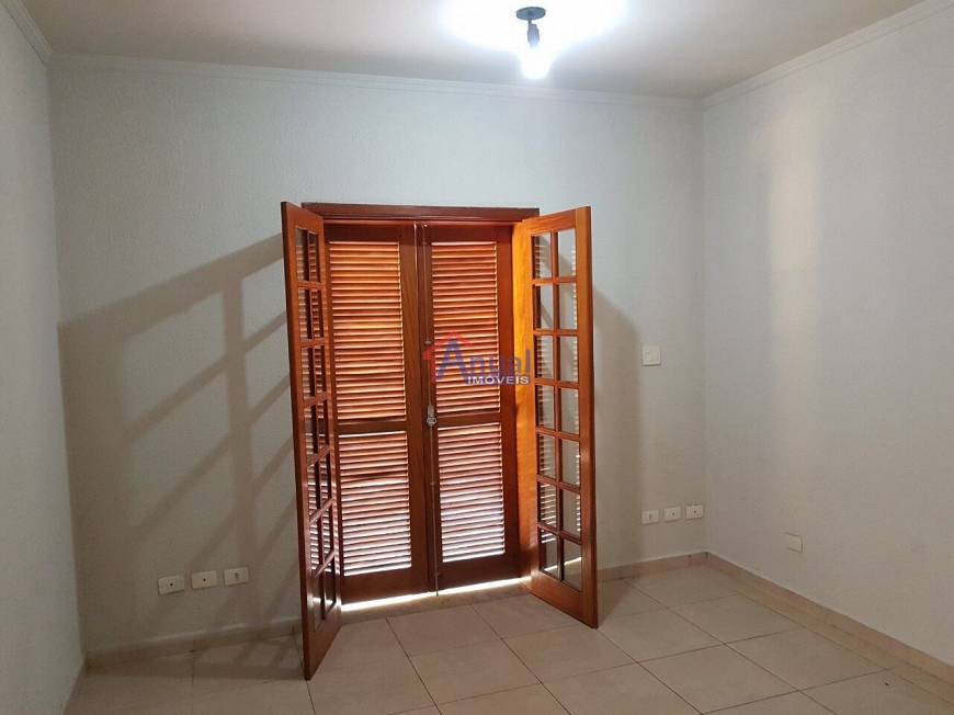 Foto 1 de Casa com 3 Quartos para alugar, 110m² em Planalto Paulista, São Paulo