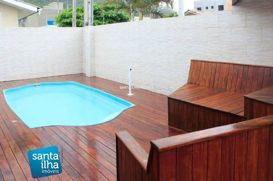 Foto 1 de Casa com 3 Quartos para alugar, 240m² em Ribeirão da Ilha, Florianópolis