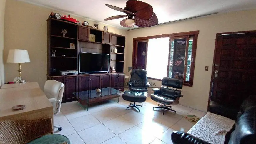 Foto 5 de Casa com 3 Quartos para venda ou aluguel, 126m² em Rubem Berta, Porto Alegre