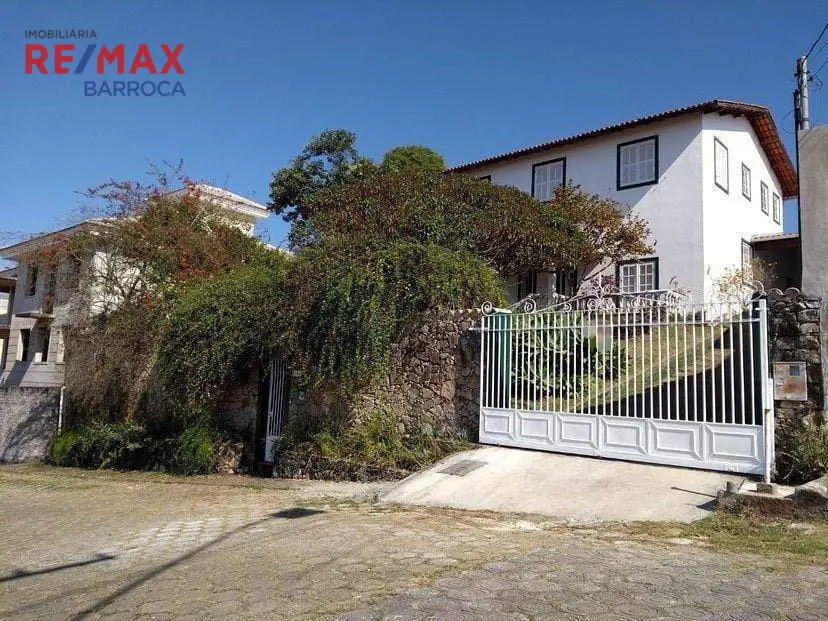 Foto 1 de Casa com 3 Quartos para venda ou aluguel, 320m² em São Caetano, São João Del Rei