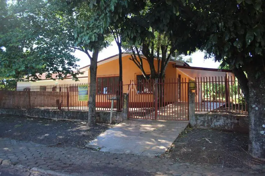 Foto 1 de Casa com 3 Quartos para alugar, 90m² em Vila Indústrial, Toledo