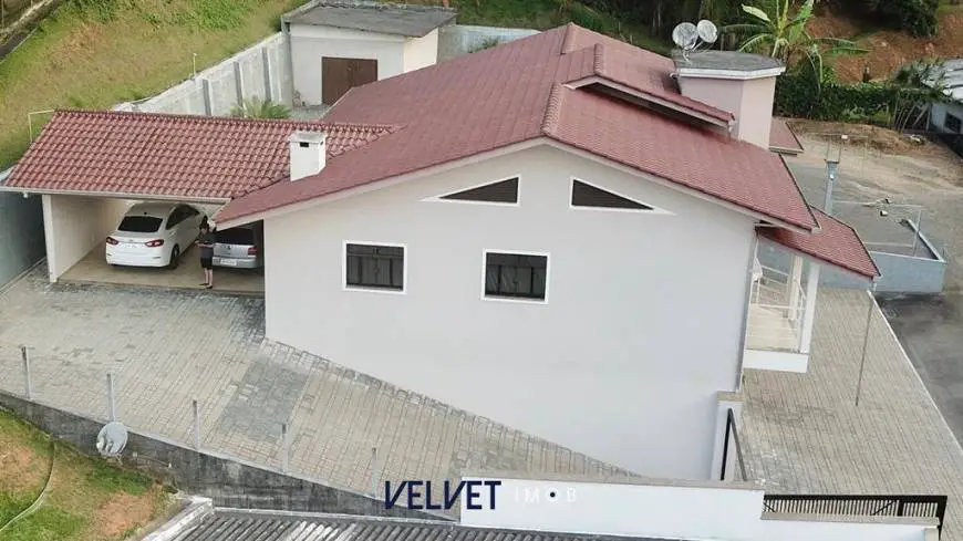 Foto 4 de Casa com 3 Quartos à venda, 231m² em Vila Itoupava, Blumenau