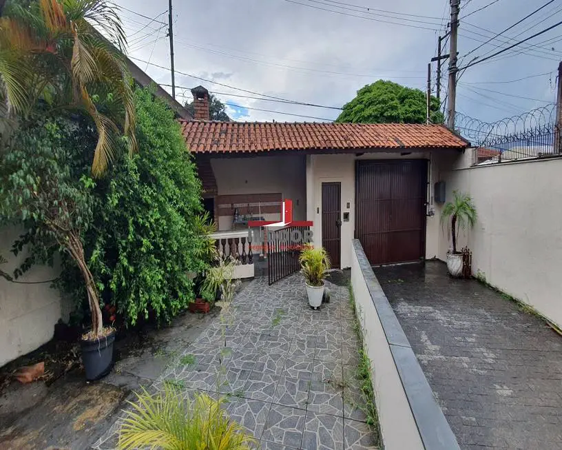 Foto 4 de Casa com 3 Quartos para alugar, 170m² em Vila Mazzei, São Paulo