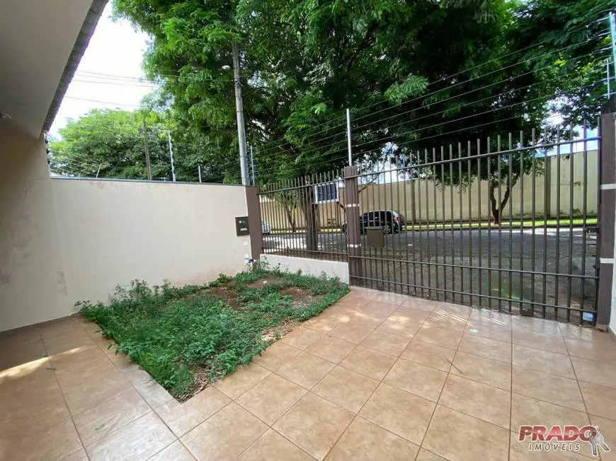 Foto 4 de Casa com 3 Quartos para alugar, 150m² em Vila Santa Izabel, Maringá