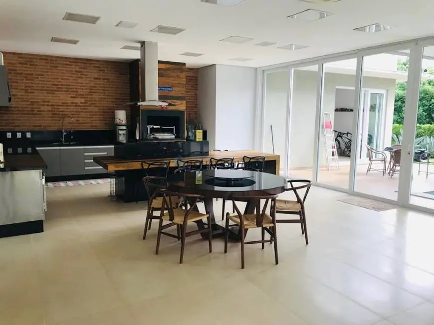 Foto 5 de Casa com 4 Quartos à venda, 600m² em Alvorada, Cuiabá