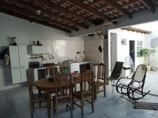 Foto 1 de Casa com 4 Quartos à venda, 41m² em Coophamil, Cuiabá