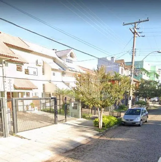 Foto 1 de Casa com 4 Quartos para alugar, 200m² em Ipanema, Porto Alegre