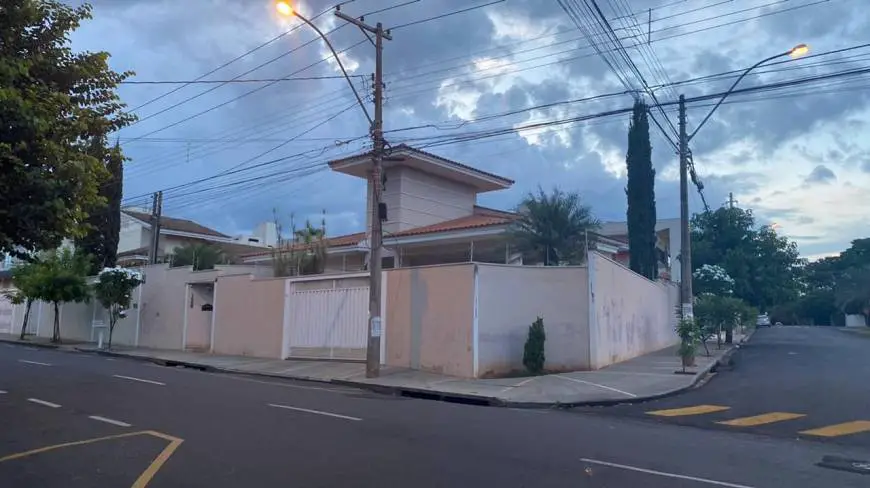 Foto 1 de Casa com 4 Quartos à venda, 272m² em Nova Redentora, São José do Rio Preto