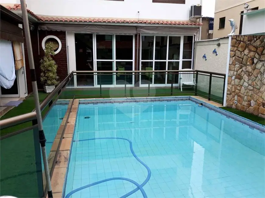 Foto 1 de Casa com 5 Quartos à venda, 366m² em Encantado, Rio de Janeiro