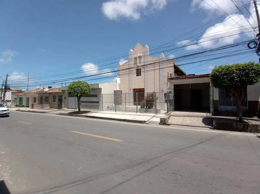 Foto 5 de Casa com 5 Quartos à venda, 168m² em Feitosa, Maceió