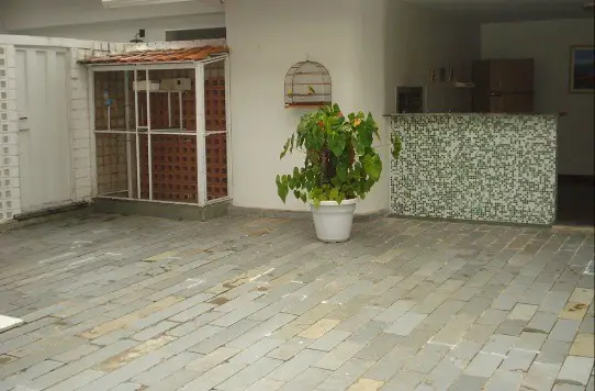 Foto 1 de Casa com 5 Quartos à venda, 300m² em Vila Paris, Belo Horizonte