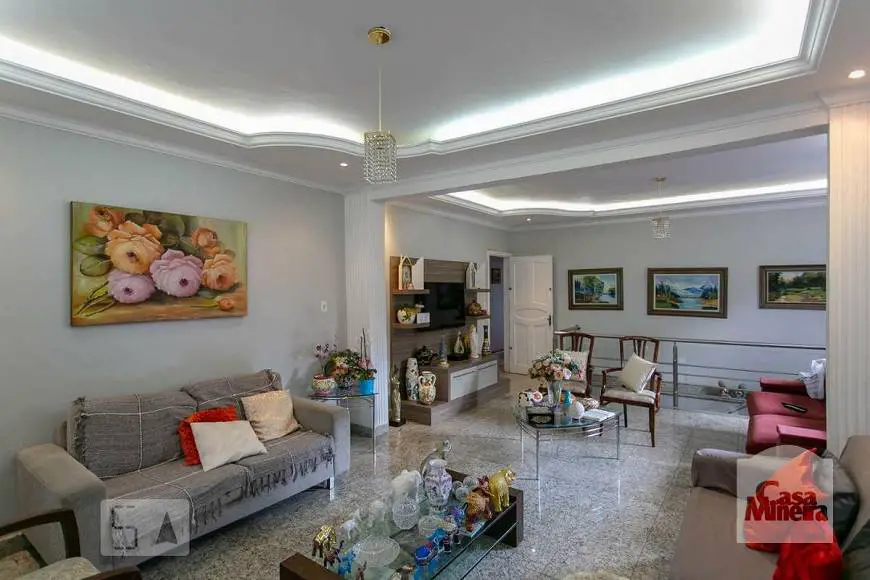 Foto 1 de Casa com 6 Quartos à venda, 350m² em Liberdade, Belo Horizonte