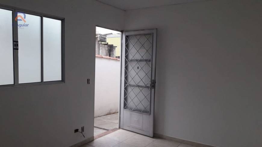 Foto 1 de Casa de Condomínio com 1 Quarto para alugar, 45m² em Vila Mazzei, São Paulo