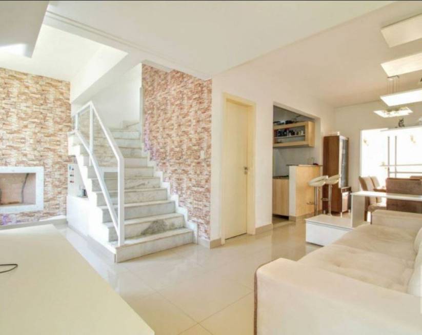 Foto 1 de Casa de Condomínio com 3 Quartos à venda, 160m² em Condominio Village Royale, Nova Lima