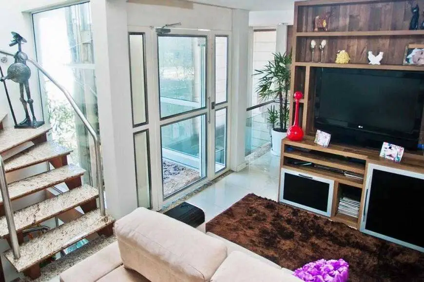 Foto 1 de Casa de Condomínio com 3 Quartos à venda, 250m² em Igara, Canoas