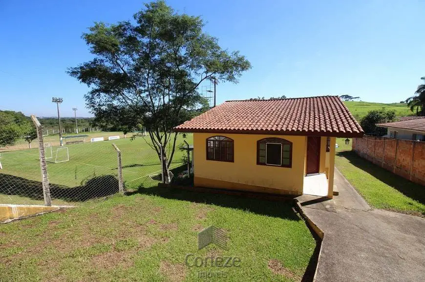 Foto 3 de Chácara com 4 Quartos à venda, 370m² em Colônia Rio Grande, São José dos Pinhais
