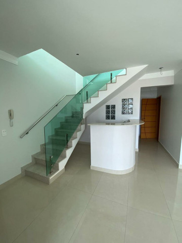 Foto 1 de Cobertura com 4 Quartos à venda, 210m² em Santa Mônica, Uberlândia