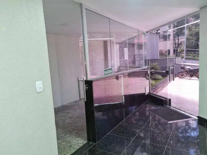 Foto 1 de Kitnet com 1 Quarto à venda, 32m² em Lourdes, Belo Horizonte