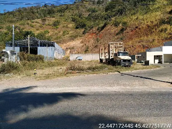 Foto 1 de Lote/Terreno com 1 Quarto à venda, 1m² em Morro Grande, Itajubá
