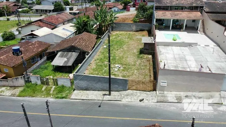 Foto 1 de Lote/Terreno à venda, 348m² em Rocio Pequeno, São Francisco do Sul