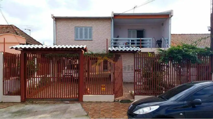 Foto 1 de Sobrado com 2 Quartos à venda, 270m² em Rio Branco, Canoas