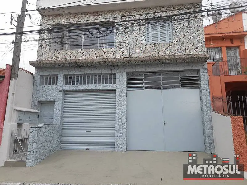 Foto 1 de Sobrado com 2 Quartos para alugar, 250m² em Vila Guarani, São Paulo