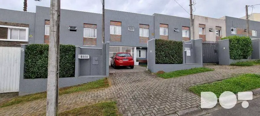 Foto 1 de Sobrado com 3 Quartos para alugar, 136m² em Pilarzinho, Curitiba