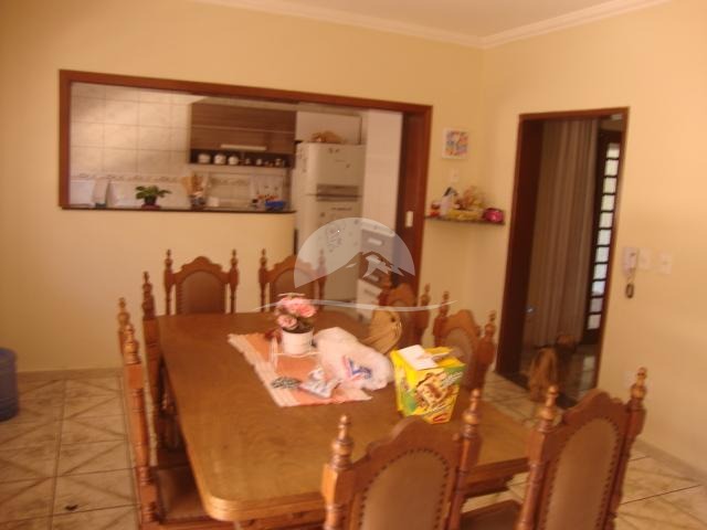 Foto 1 de Sobrado com 4 Quartos à venda, 200m² em Joao Aranha, Paulínia