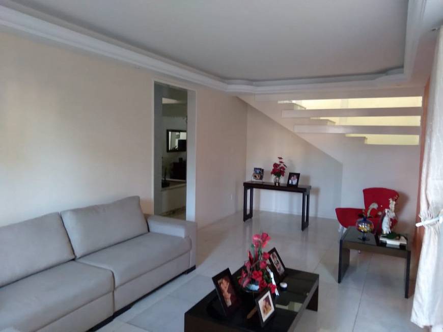 Foto 3 de Sobrado com 5 Quartos à venda, 300m² em Farolândia, Aracaju