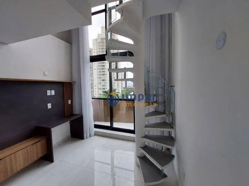 Foto 1 de Apartamento com 1 Quarto para alugar, 29m² em Água Branca, São Paulo
