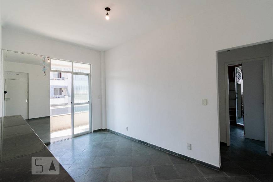 Foto 2 de Apartamento com 1 Quarto para alugar, 50m² em Anil, Rio de Janeiro