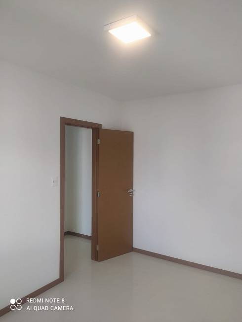 Foto 4 de Apartamento com 1 Quarto para alugar, 45m² em Armação, Salvador
